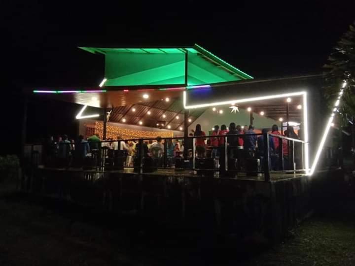 เฟรนด์แคมป์ Villa Khao Kho Oda fotoğraf