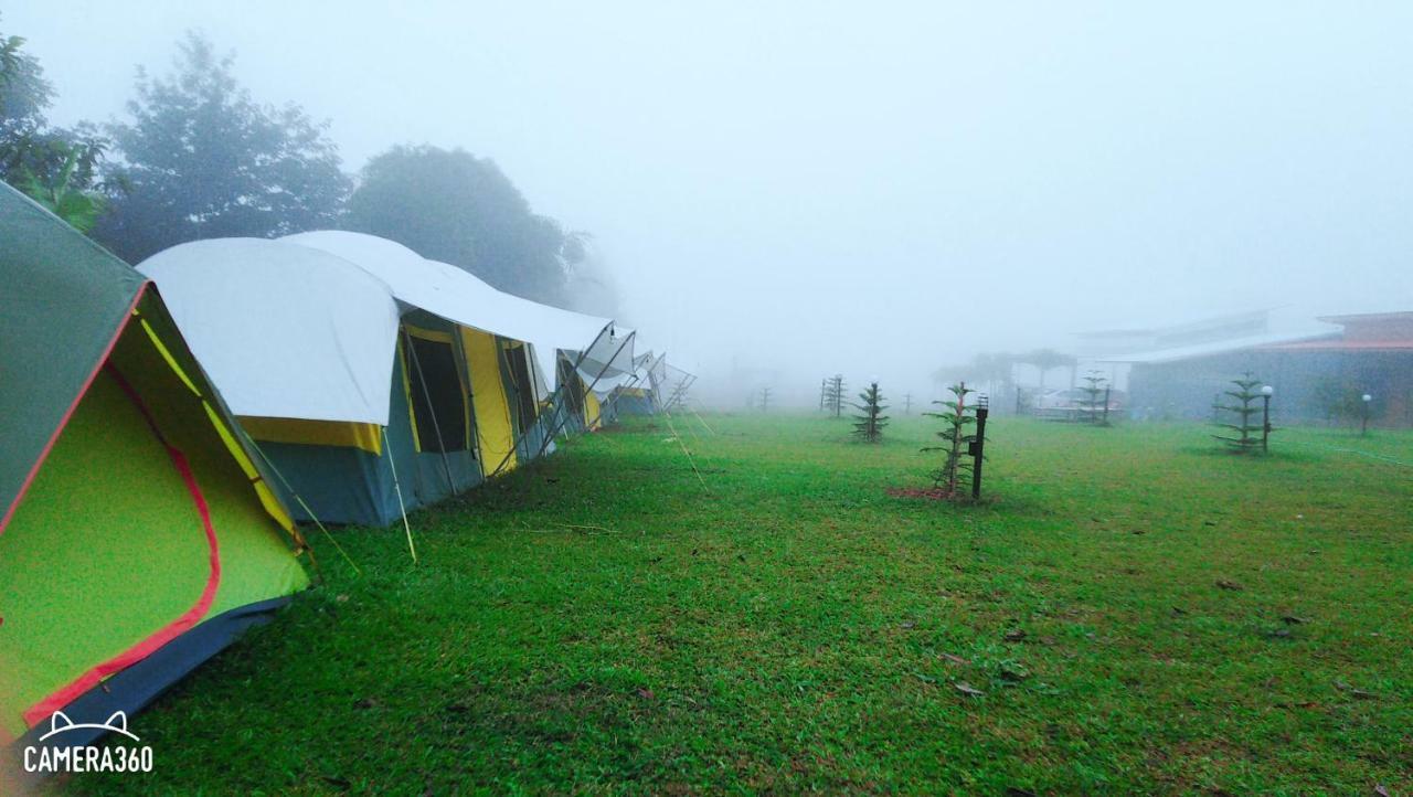เฟรนด์แคมป์ Villa Khao Kho Dış mekan fotoğraf